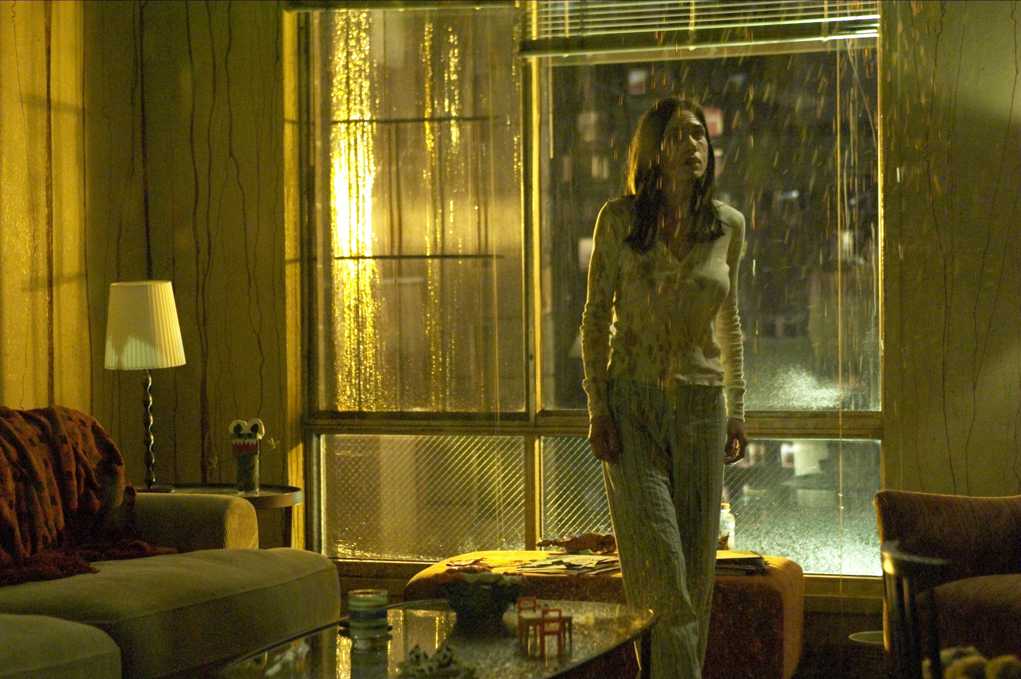Dark Water (2005)