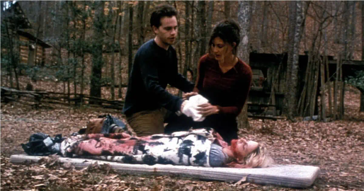 Cabin Fever (2002)